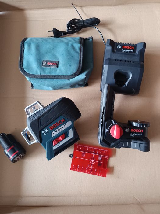 Bosch laser cu 16 linii 3x360° nivela cu acumulator și incarcator