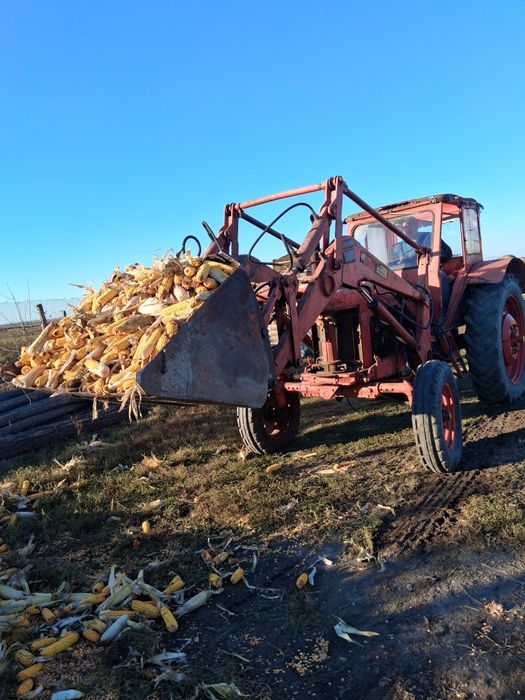 Vând Belarus cu încărcător