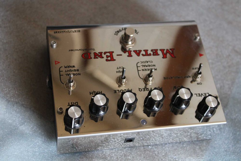 Metal End Дисторшън педал за китара - ЖЕСТОК