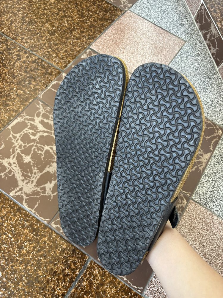 BIRKENSTOCK нови 43 номер