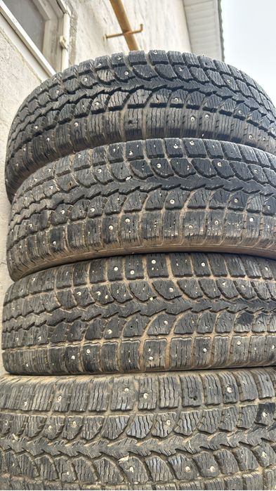 Продам срочно шины