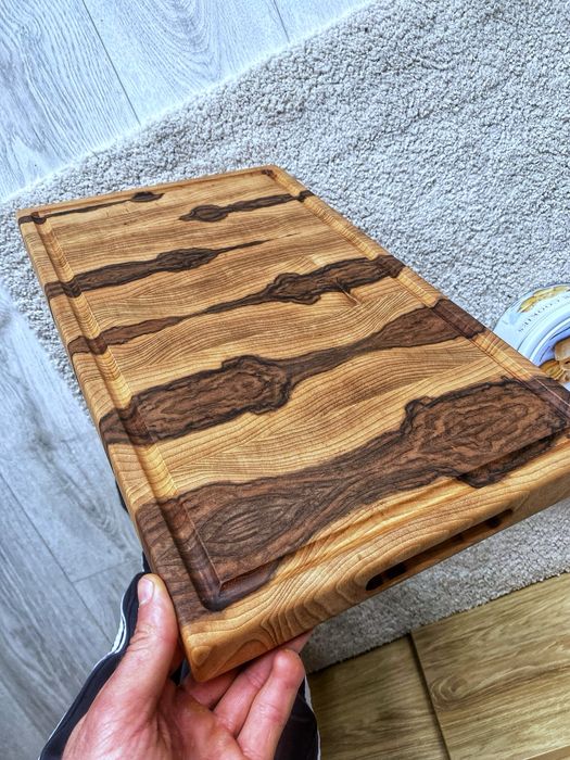 Platou rustic din nuc, tocator lemn masiv, platou lemn de nuc
