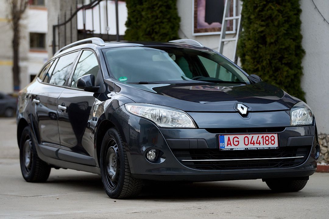 Renault Megane III 3 BOSE 1.9 130cp 160k 2012