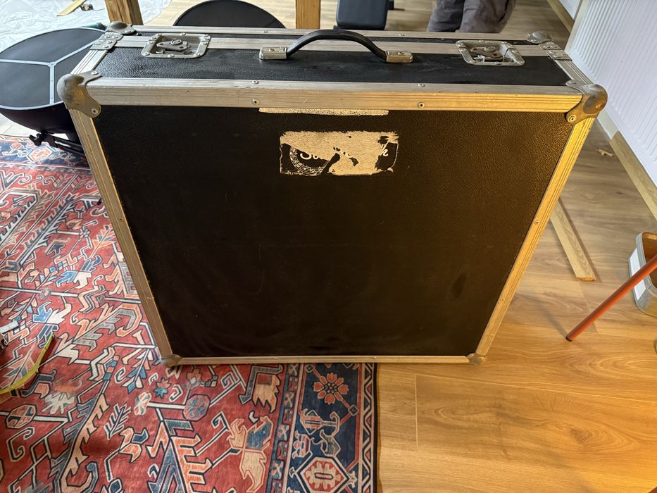 Mixer Midas 240 Flightcase sau pt alte mixere