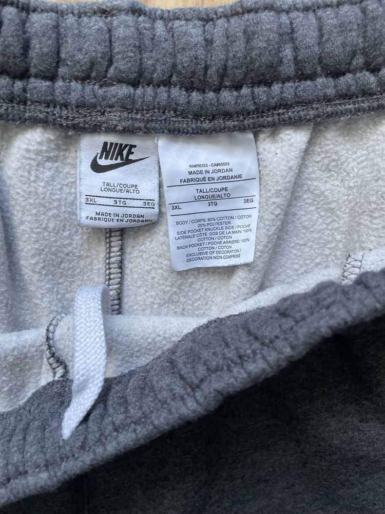 NIKE / мъжки къс спортен панталон 3XL