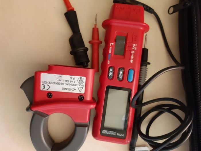 Multimetru digital Benning mm4