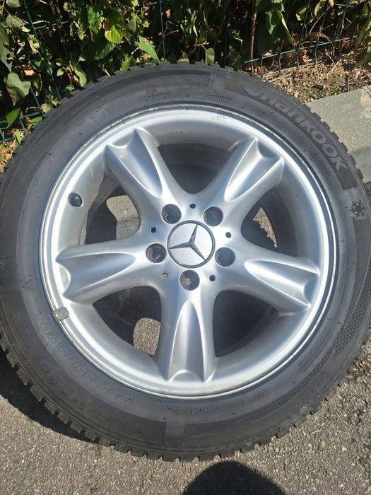 Jante Mercedes cu anvelope iarna 205/55R 16