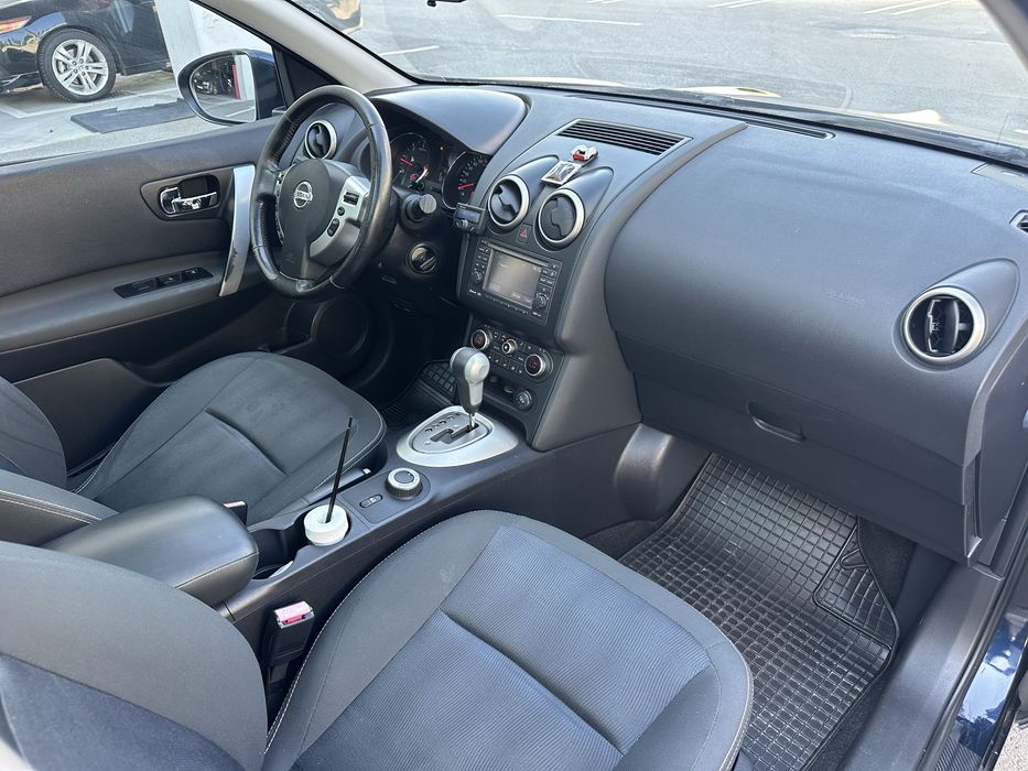 Nissan Quashqai+2 2.0 diesel automat 150cp/7 lucuri/ Panoramic