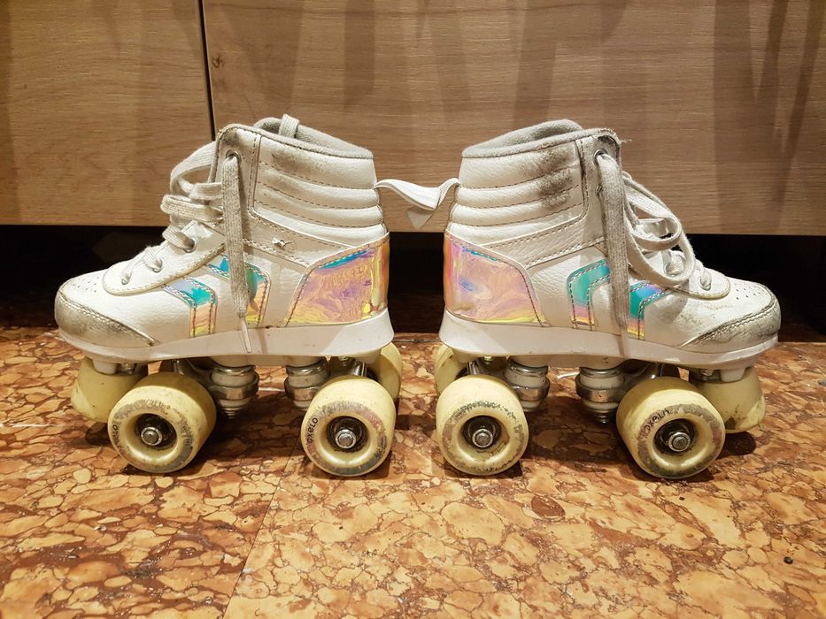 Patine cu rotile  marimea 31