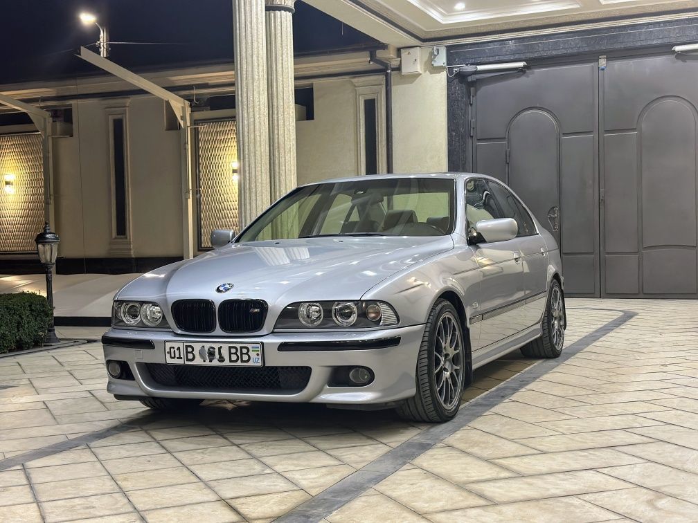 BMW 5 series E39 528i Автомат