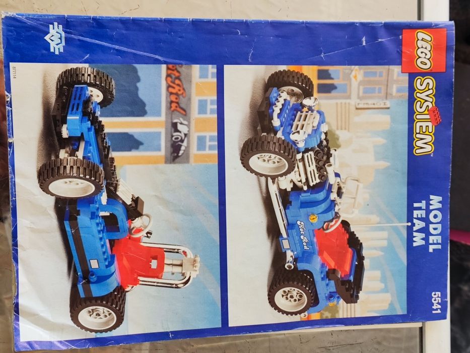 Книжки и каталози на Лего lego