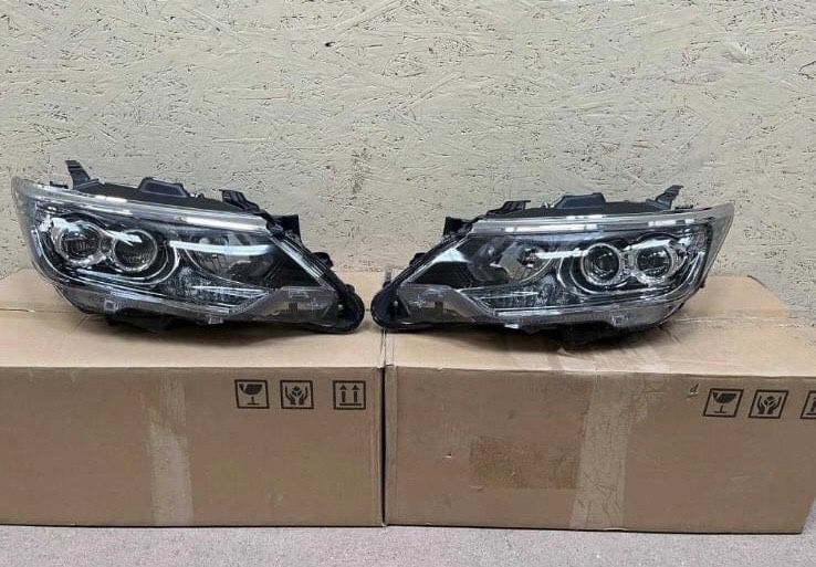 Продам фар TOYOTA 55 или обмен на родные фары