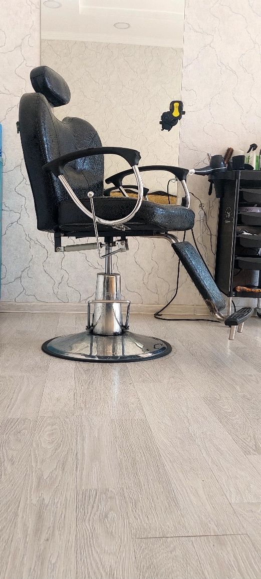 Barbershop kreslo