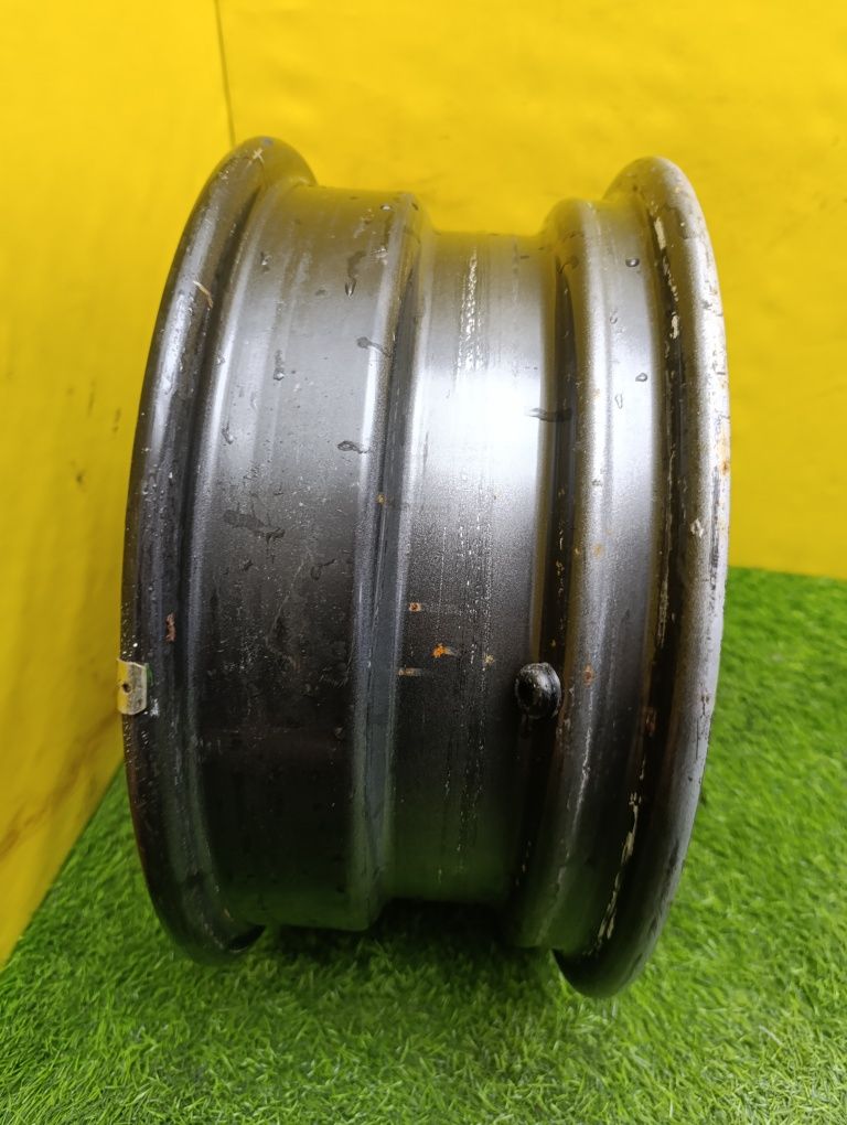Диск R15 /4×114.3 на запаску новый