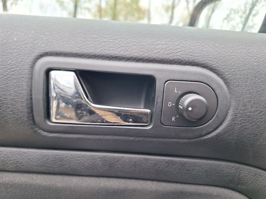 Maner interior portiera fata stanga VOLKSWAGEN GOLF IV Variant 1J5 199