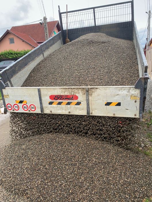 Vand piatra nisip pamant vegetal