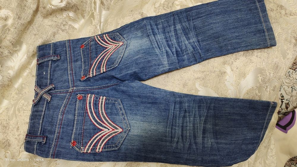 Продаются брюки джинсовые детские