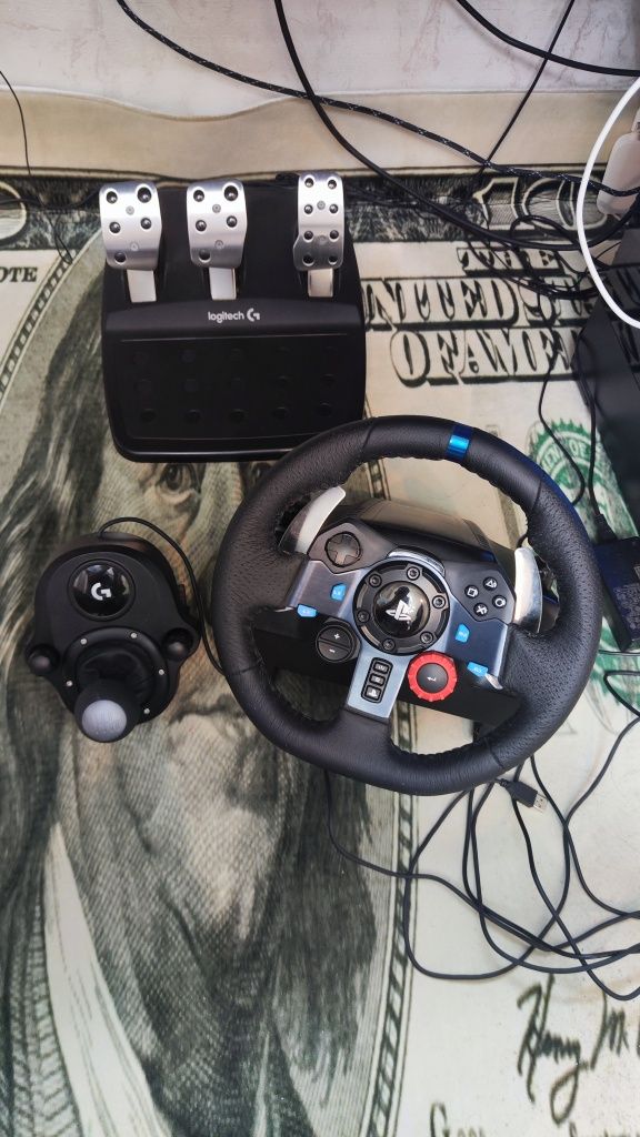 Logitech G29, игровой руль + штфтер КПП