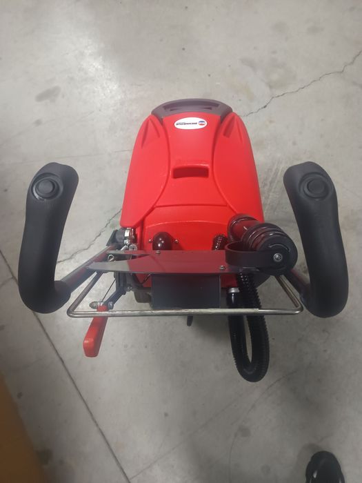 Акумулаторен подочистач BM2