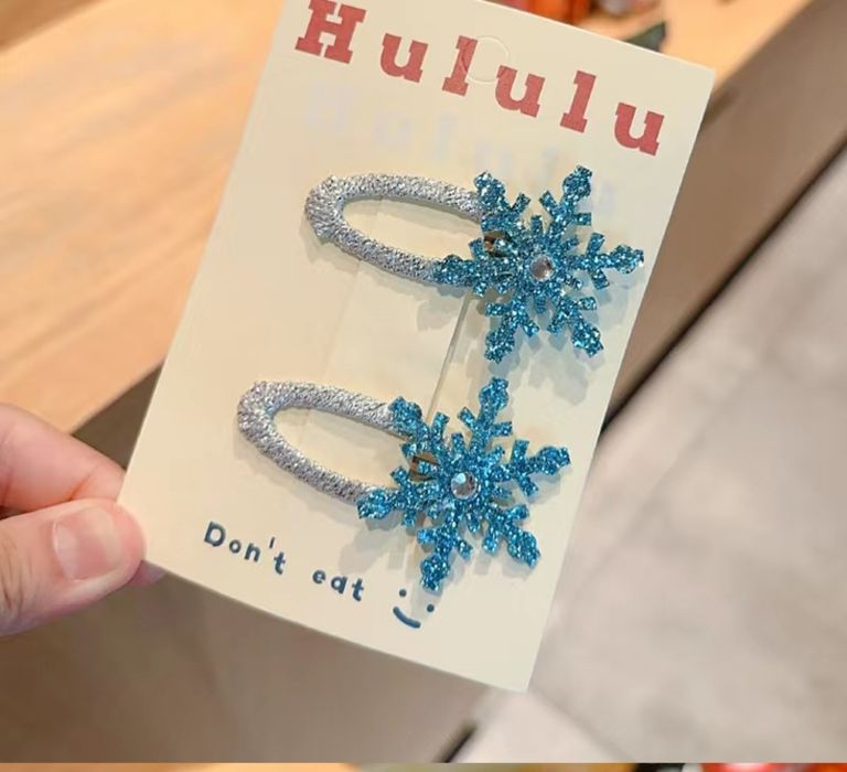 Снежинки заколки