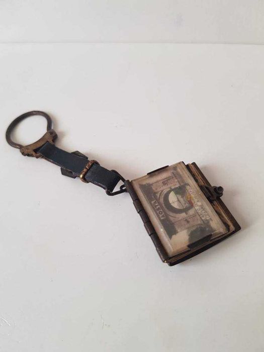 Lot vintage de 12 miniaturi diferite