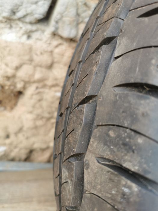 Нова гума с джанта Ford transit 215/75 16C