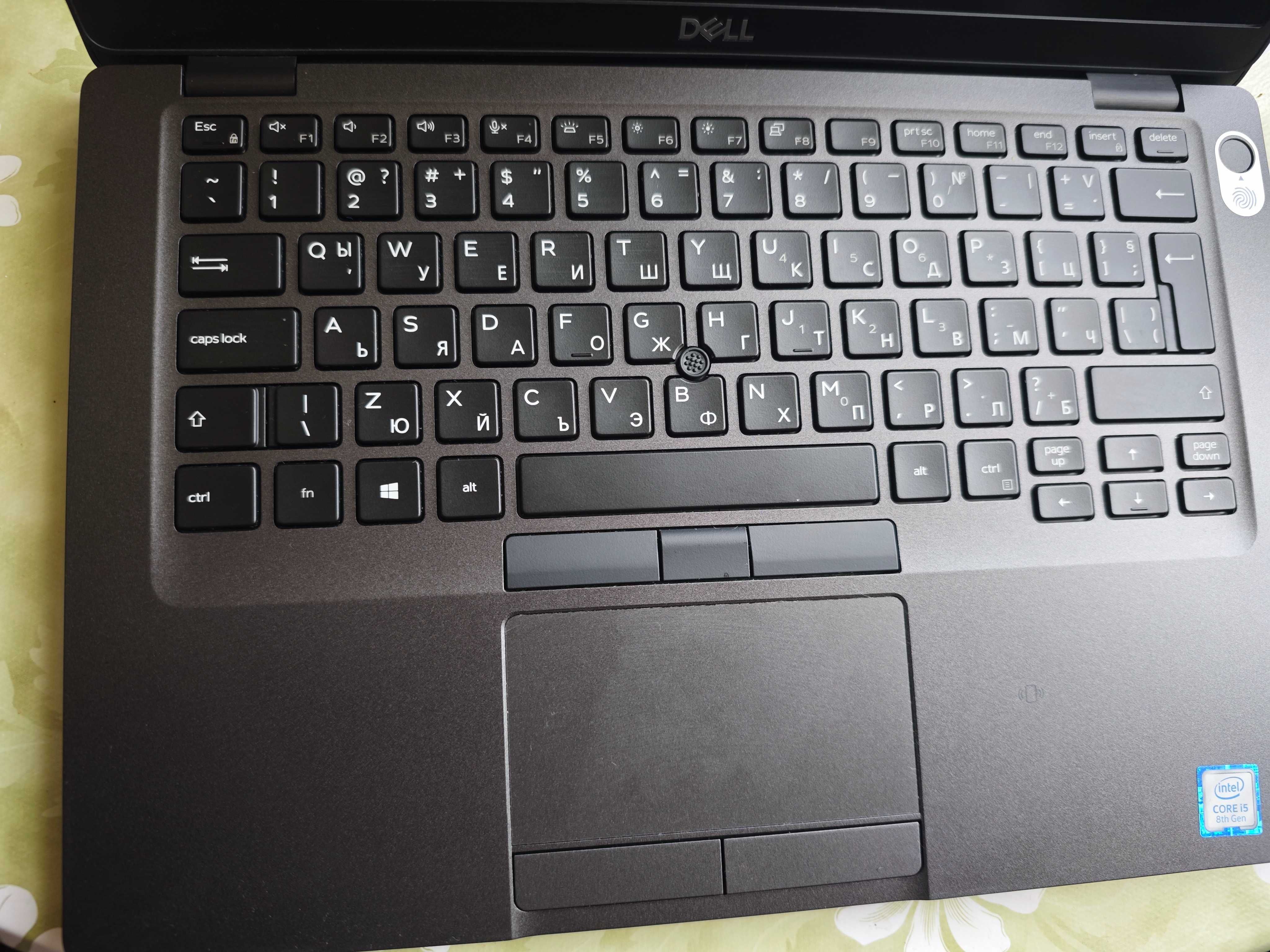 Dell Latitude 5400 ссд 256 8гб рам