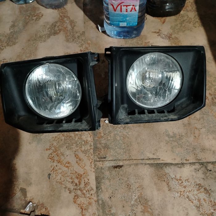 Фары на Ниву новые