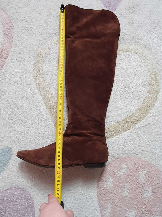 Vand cizme piele intoarsa L.K. Bennet, mar. 37