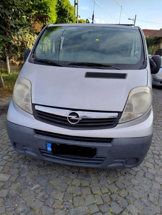 Opel Vivaro 8+1 - 2.0 - 2012 - Lung