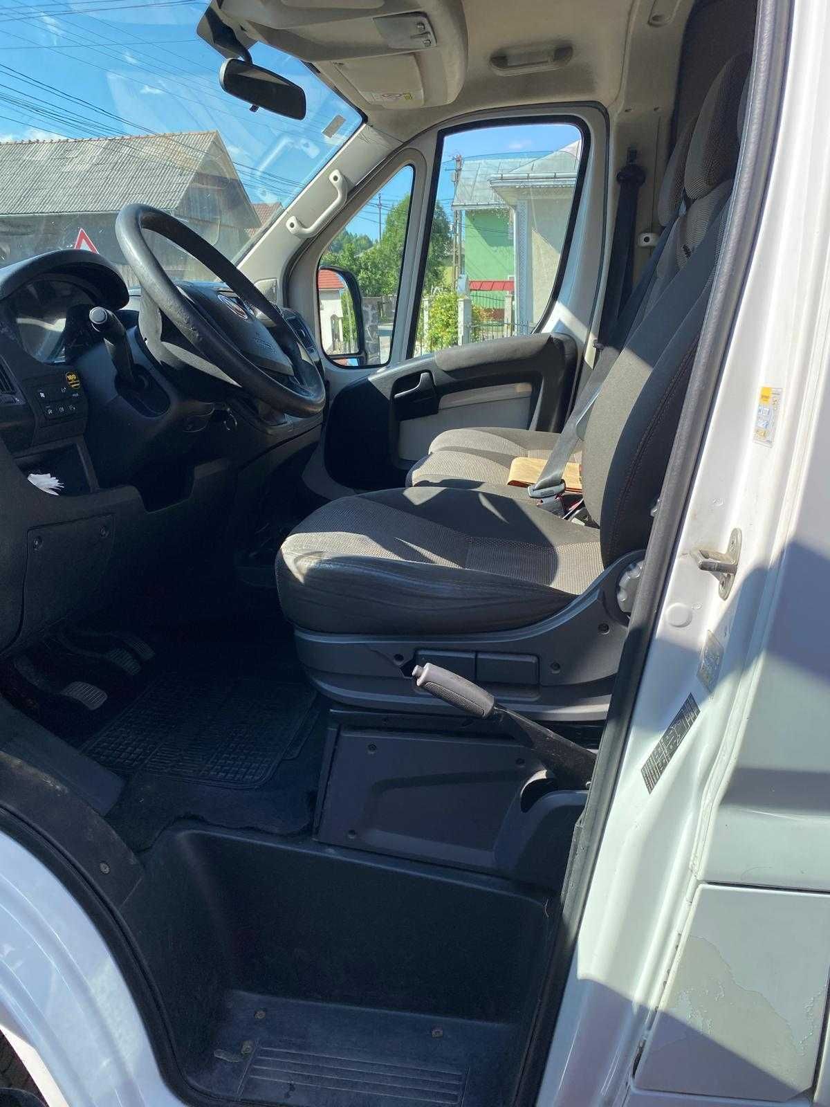 Fiat Ducato 2015 Diesel (locuri 8+1)