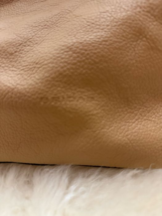 Бежова чанта от естествена кожа