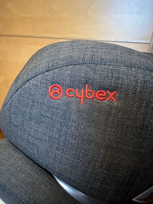 Детско столче за кола Cybex Solution Q-fix Platinum 15-36 кг (3-12 г.)