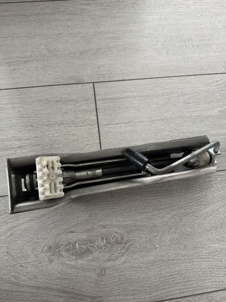 Мерцедес крик оригинален w211 w212 w204 w205