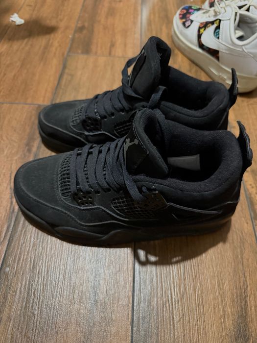 Jordan 4 black cat