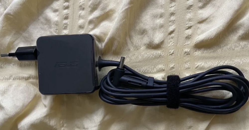 Router Asus RT-AC66U B1