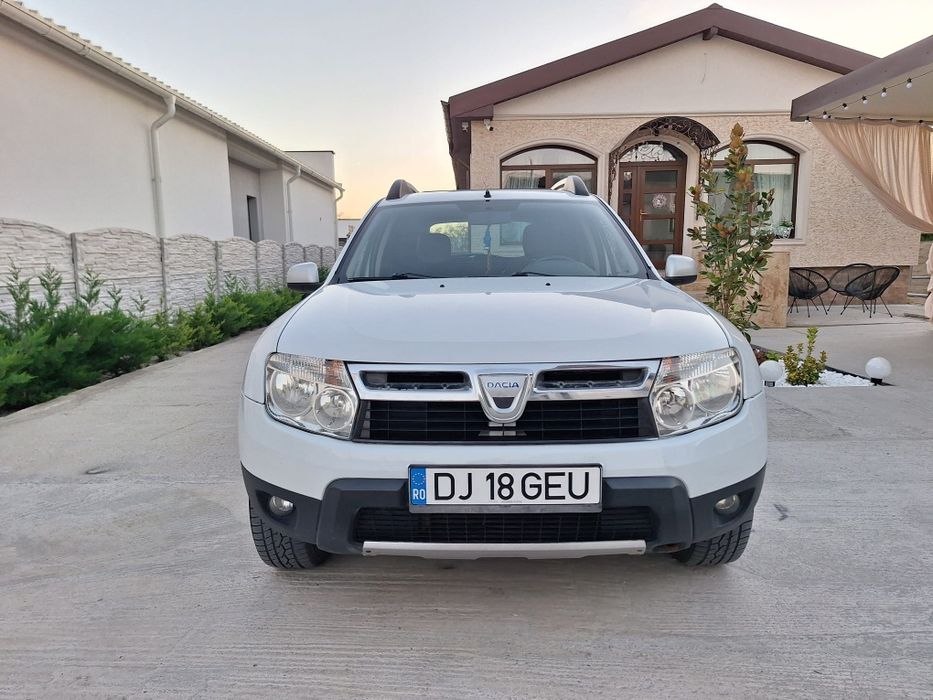Dacia Duster 1.6 Benzina Trapa Piele AC Comenzi Volan