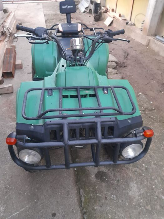 Vând sau schimb atv 250cc două pistoane