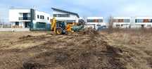 Buldoexcavator cu picon  de inchiriat , defrisari , fundatii