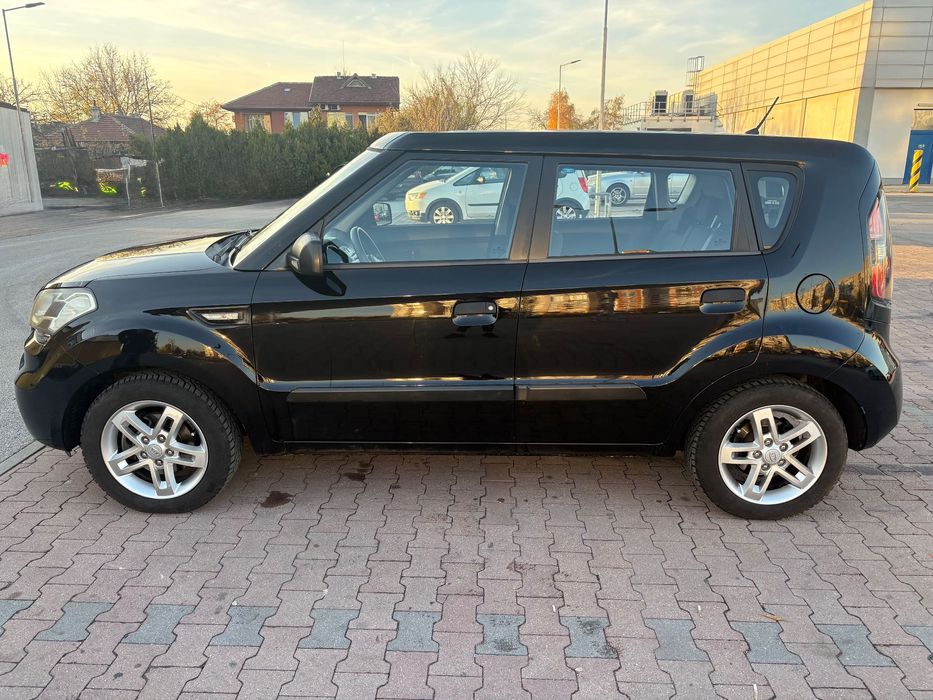 Продавам автомобил