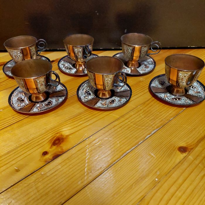 Меден сервиз за кафе 6 бр.