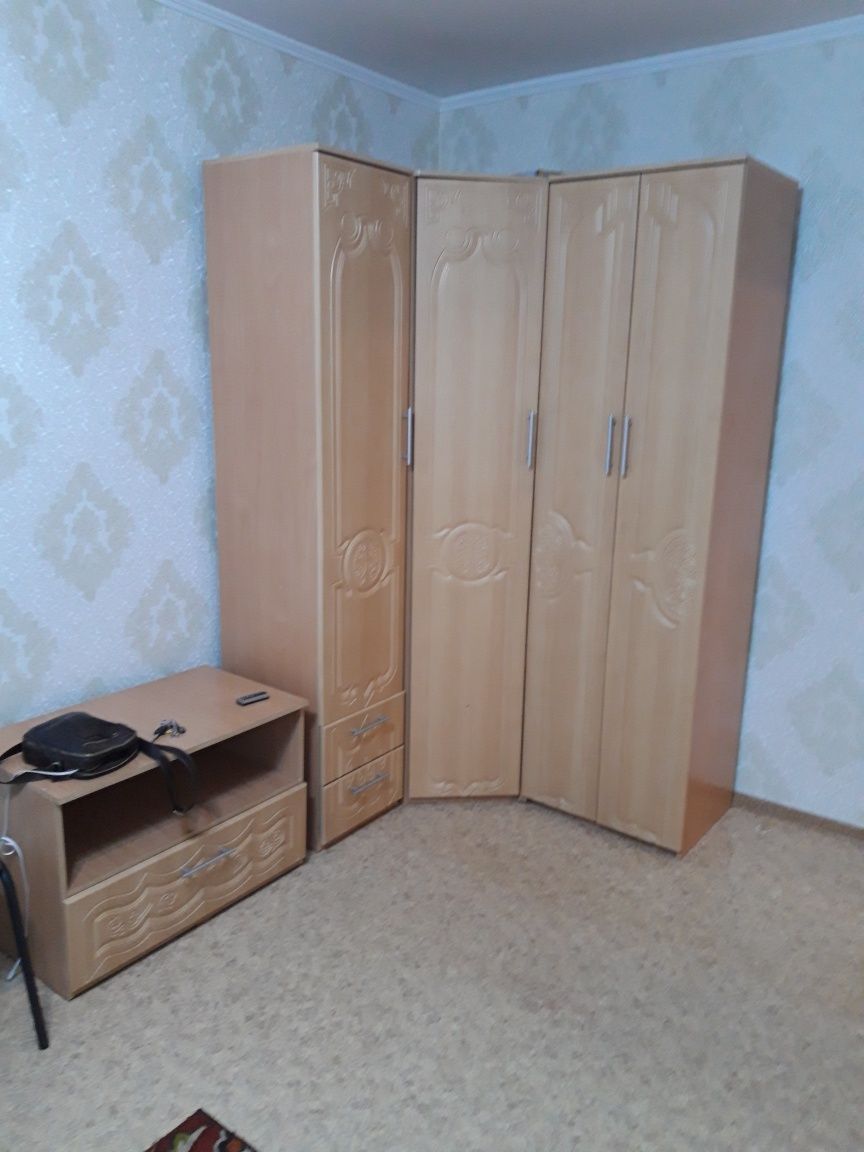 Девушка на подселение