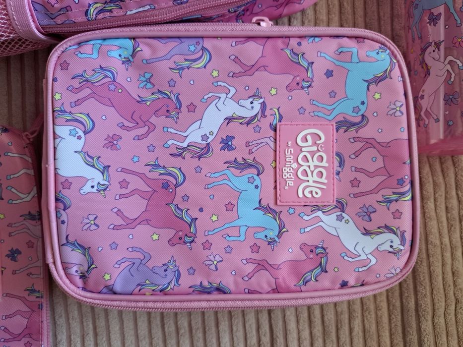 Smiggle Нови!!! Раница,термо чанта, шише и несесер