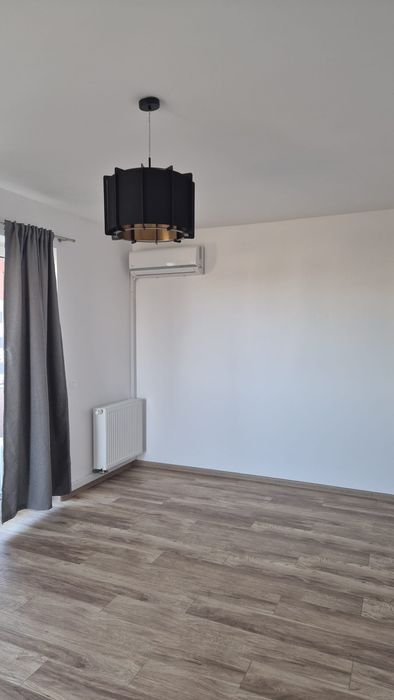 Ap. 2 camere de inchiriat