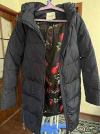 Зимняя куртка в темно-синем цвете