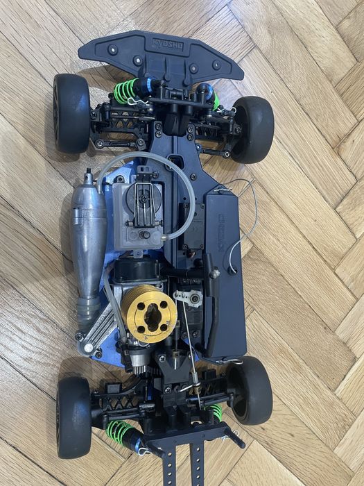 Kyosho pureten gp alpha nitro rc (радиоуправляема кола)