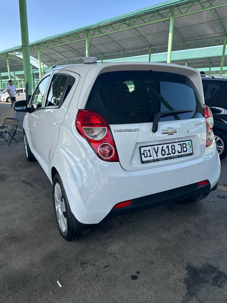 Spark 4 poz avtomat 2017 yil 313.000 km