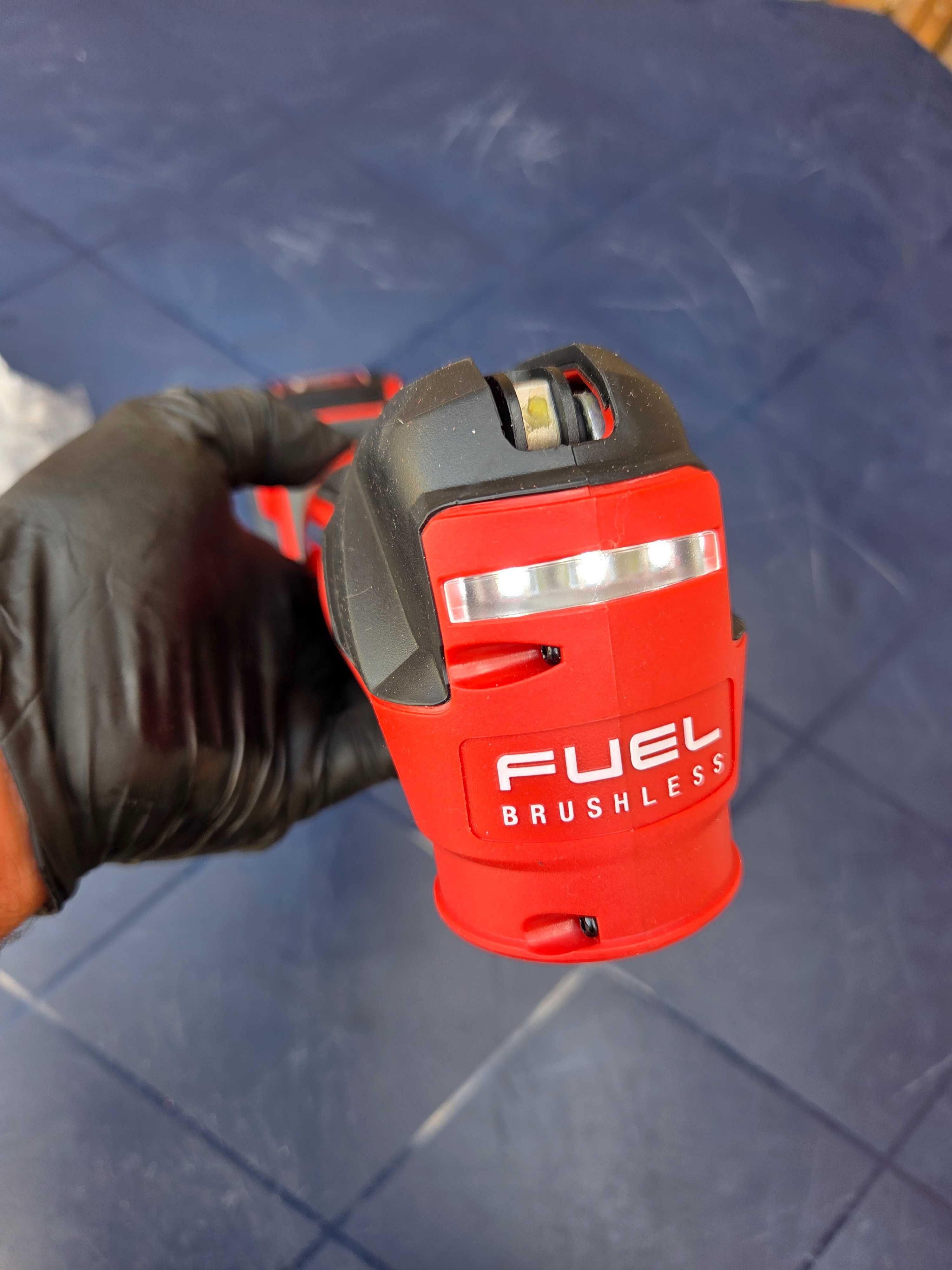 Milwaukee M18 FUEL - Саблен трион FHZ и Мултитул FMT - ОТЛИЧЕН