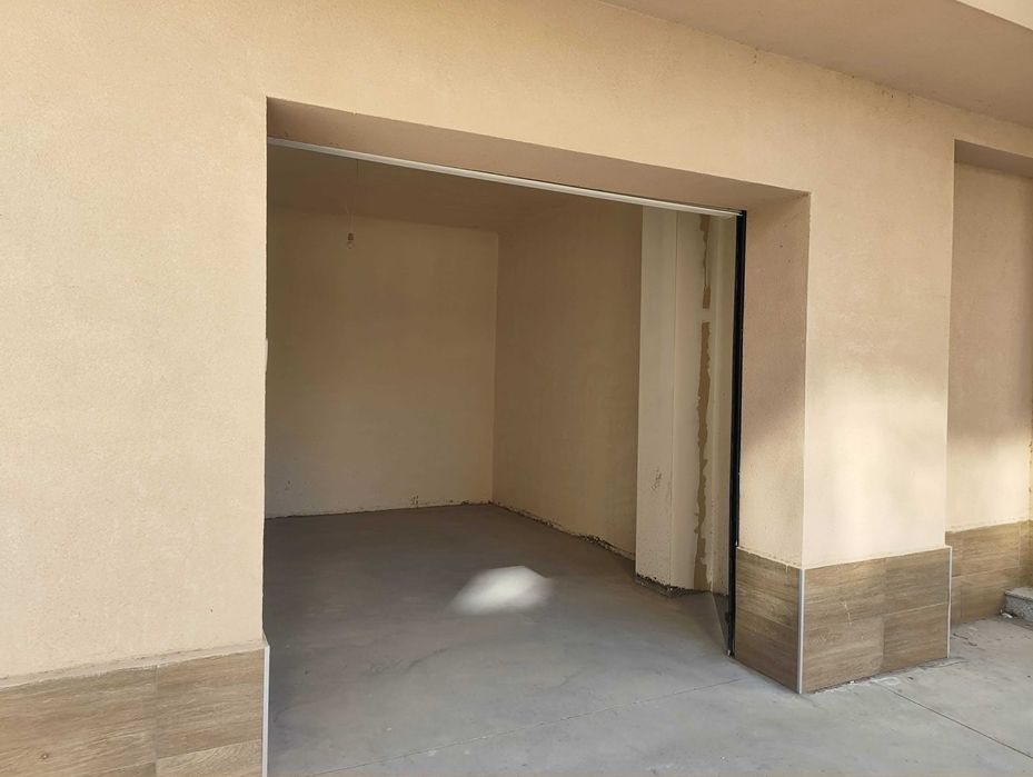 Надземен гараж под наем