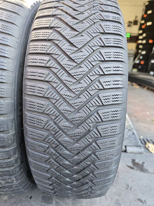Anvelope iarna 225 65 17